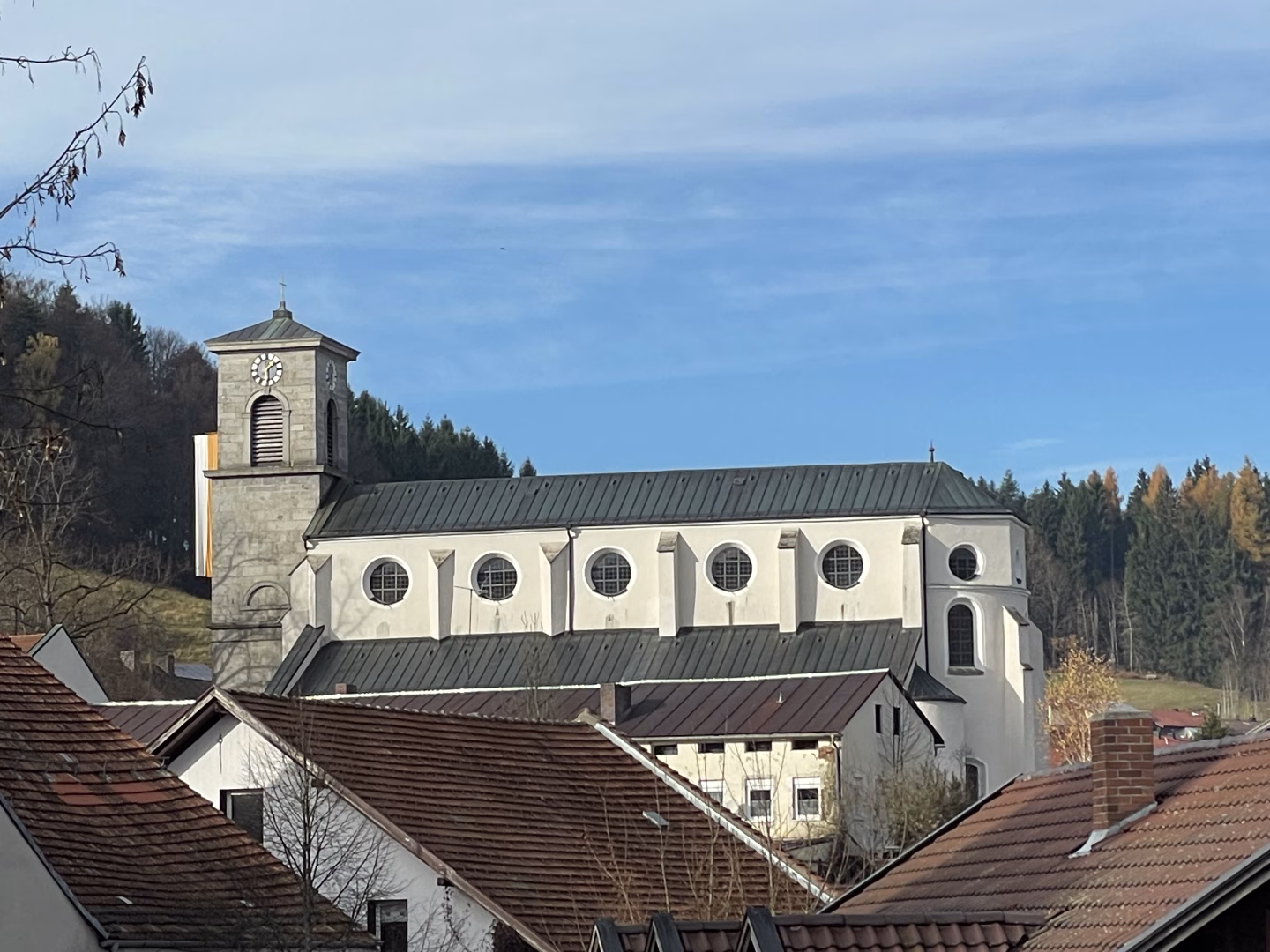 Das neue Münster von außen
